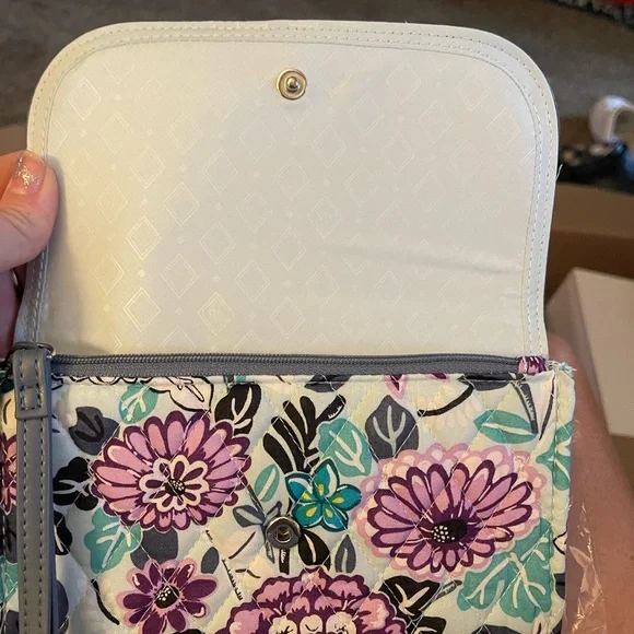Vera Bradley wallet - Picture 7 of 11